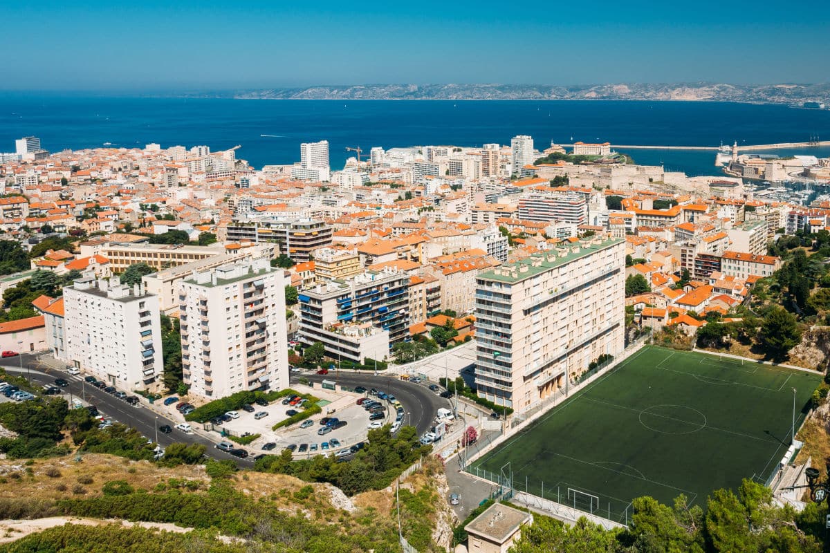 Comment trouver les meilleurs prix sur le marché immobilier en Corse