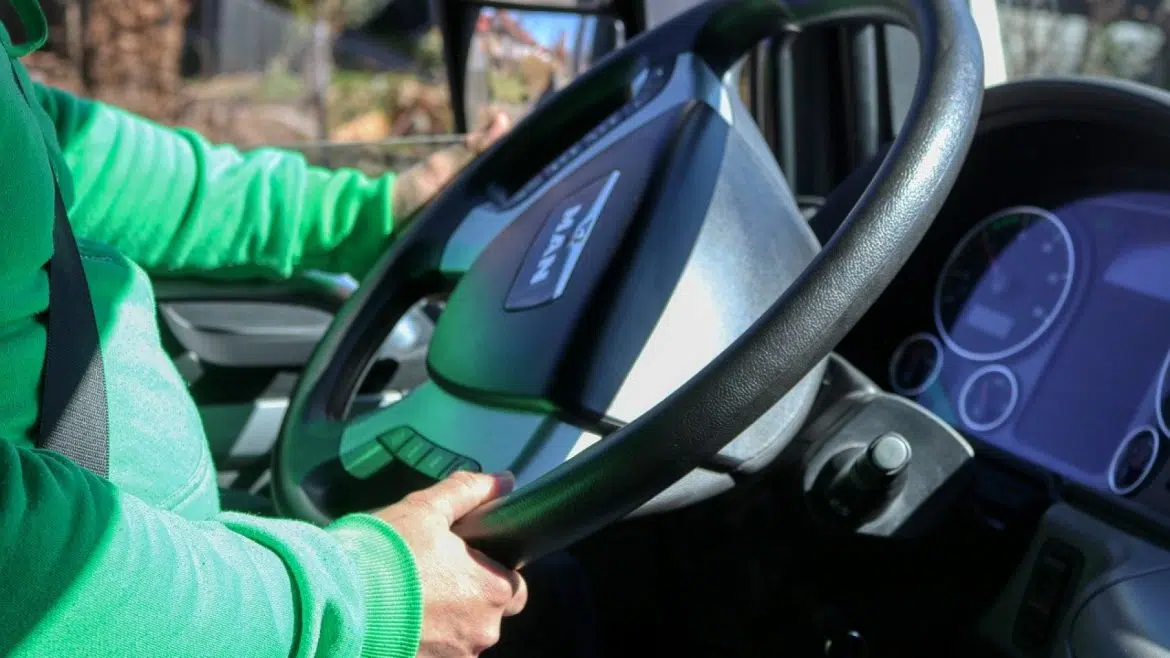 Déménagement : les avantages de louer un véhicule utilitaire avec chauffeur